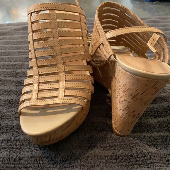 Strappy cork wedges - Picture 3 of 4